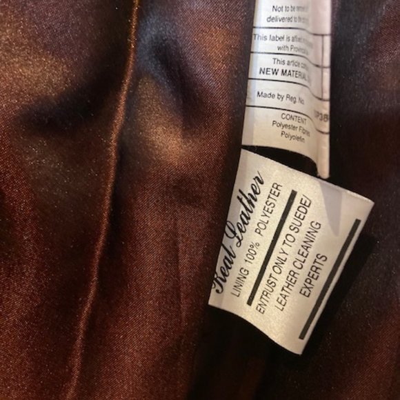 The Old Mill Vintage Leather Jacket - Picture 10 of 10